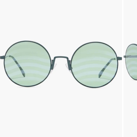 NWT Fendi 53mm Round Sunglasses - Picture 1 of 2